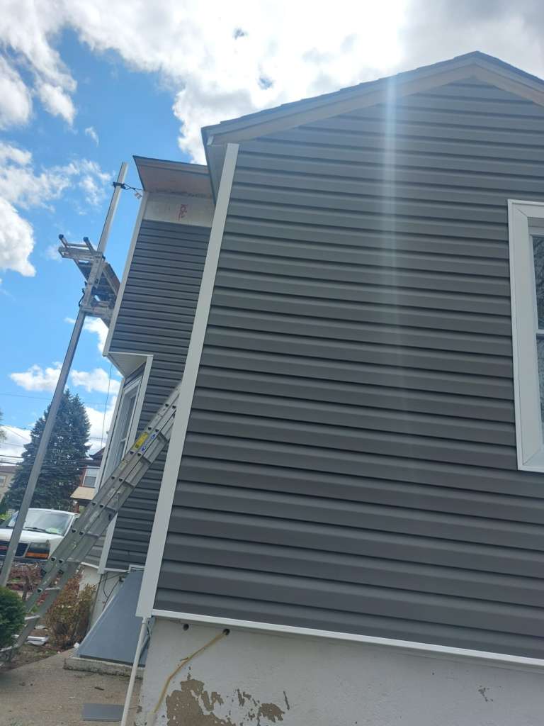 Existing Siding Replacement Service Project Shot 3