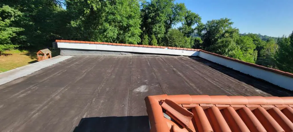 Existing Flat Roof Repair Service in White Plains Project Shot 4