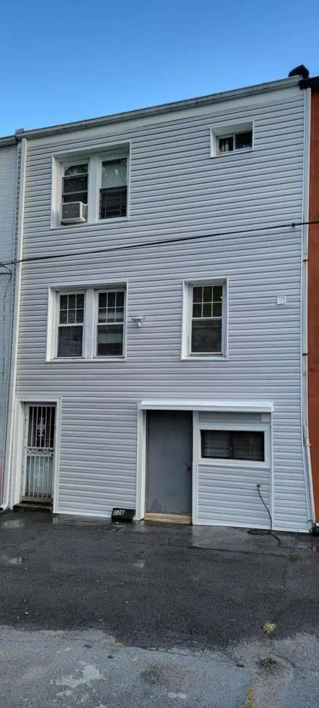 New Frame and Vinyl Siding Installation in the Bronx Project Shot 3