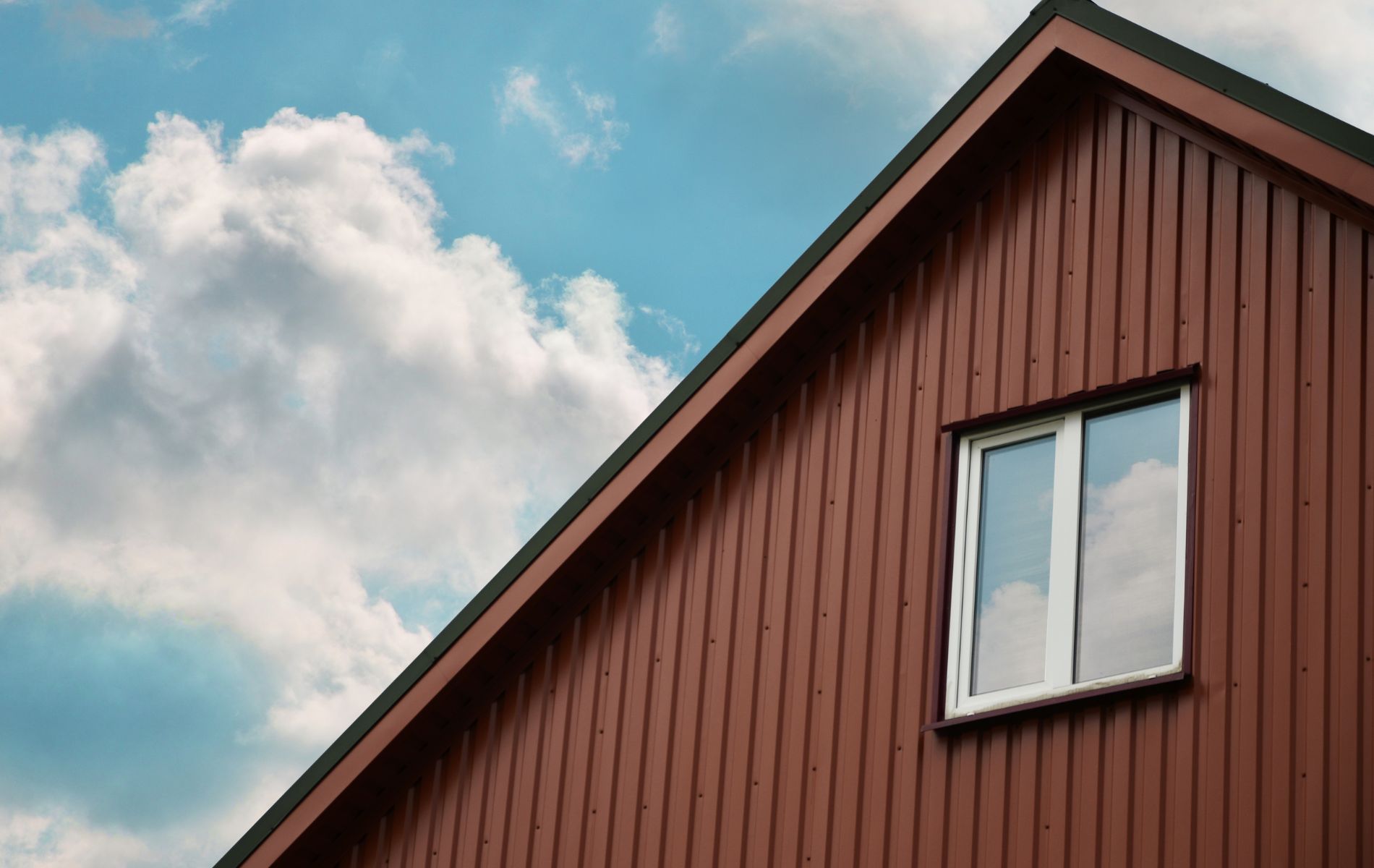 Some Advantages of Vertical Exterior Siding