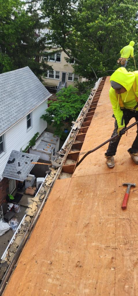 Old Shingle Removal in Queens Village Project Shot 3