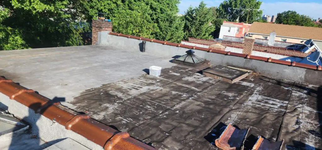 Existing Flat Roof Repair and Membrane Rubber Installation Project Shot 5
